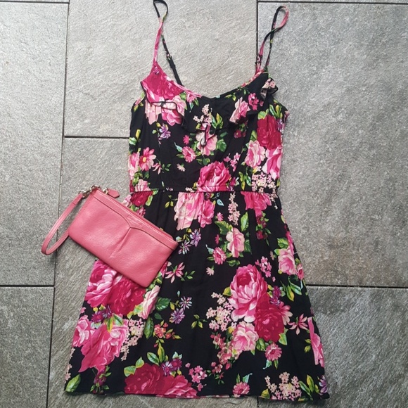 Xhilaration Dresses & Skirts - Black and Pink Floral Sundress